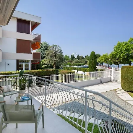 Yachting Lakefront Bardolino