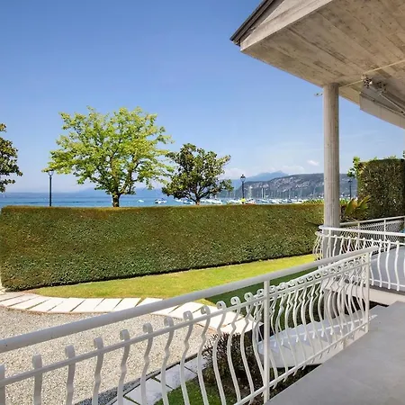 Yachting Lakefront Garda Villa